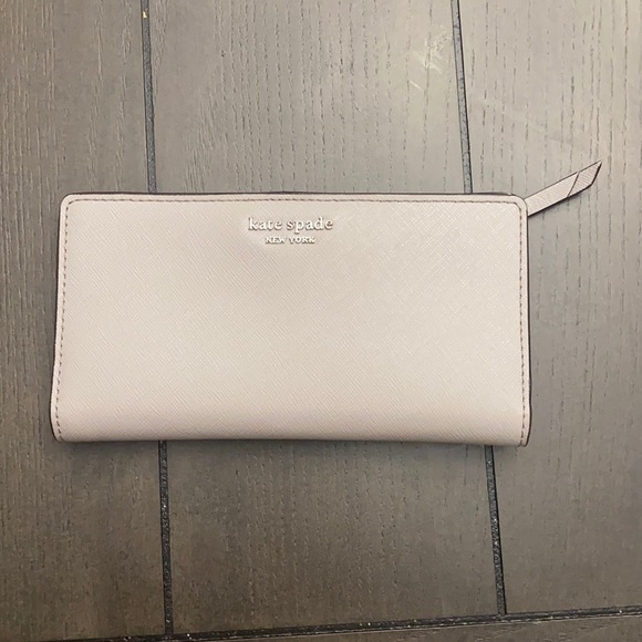 kate spade Handbags - Kate Spade NEW YORK wallet